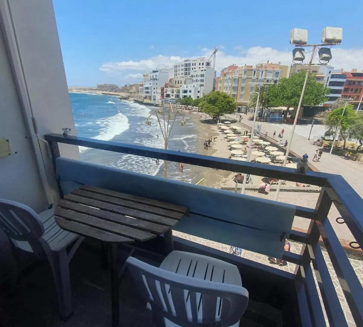 Views Of El Medano Beach, Two شقة